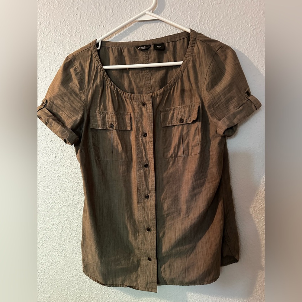 Eddie Bauer XS dark green button up blouse